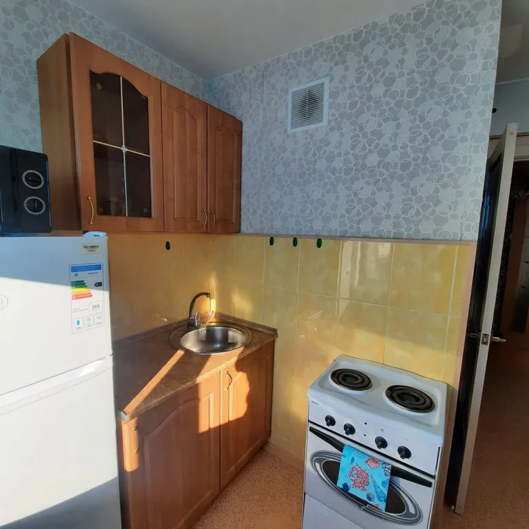 Чистая уютная с современным ремонтом и мебелью квартира в самом центре