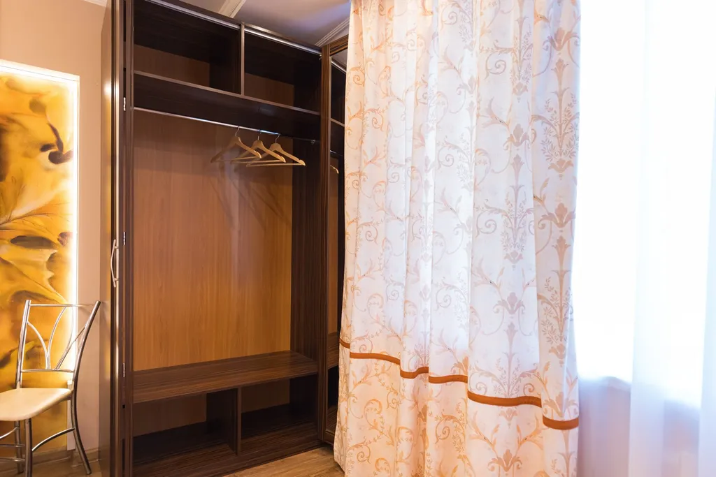 4-комнатная Квартира