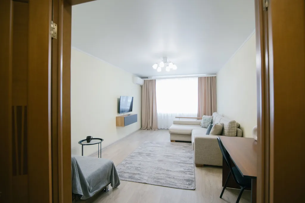 Большая квартира рядом с ЖД Институтом