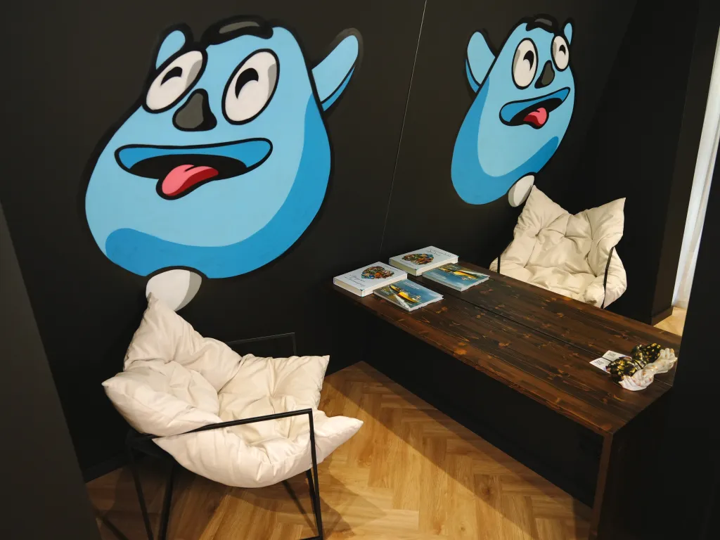 Дизайнерская евродвушка у канта на набережной