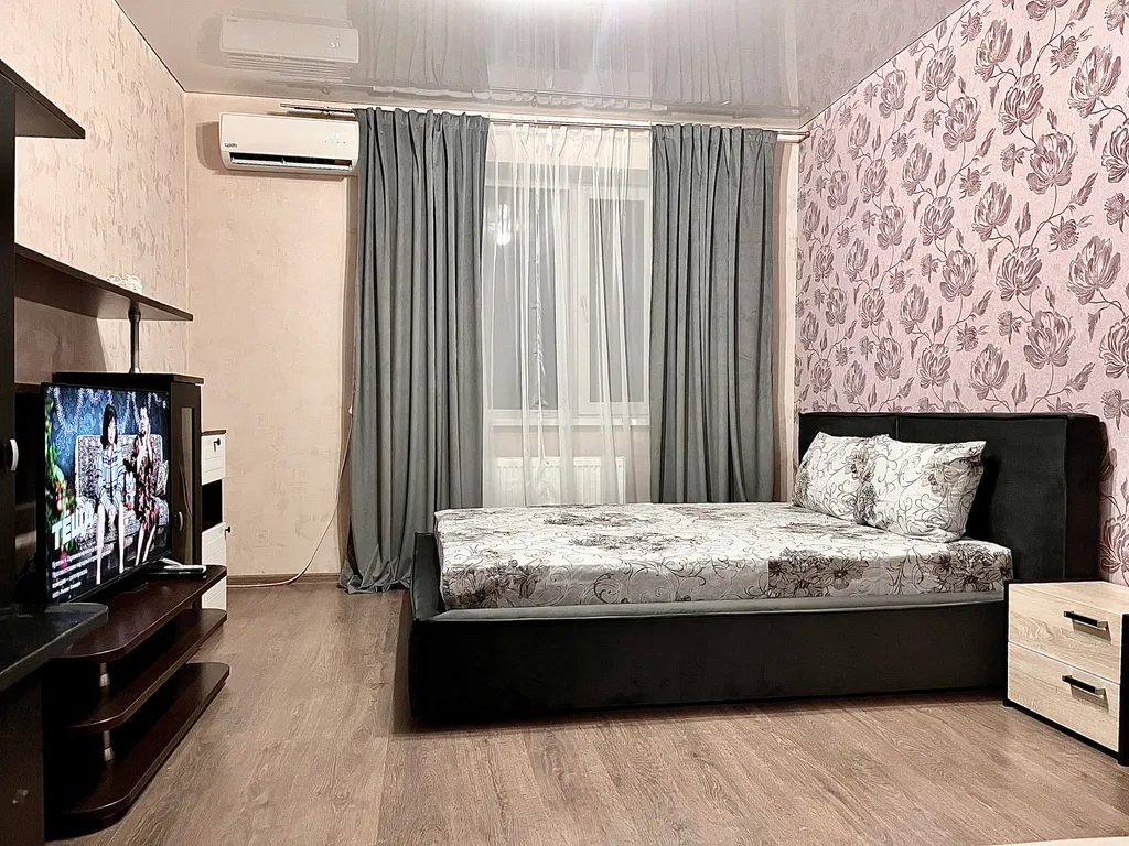 Квартира Квартира 2-комнатная рядом с Парком Галицкого — Краснодар