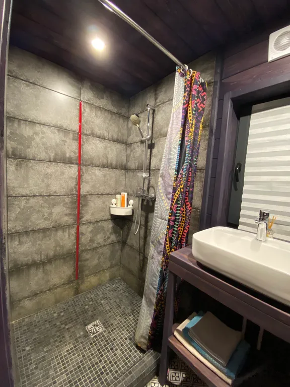 Smaland Ranta house-шале на высоком берегу с видом на реку и закат