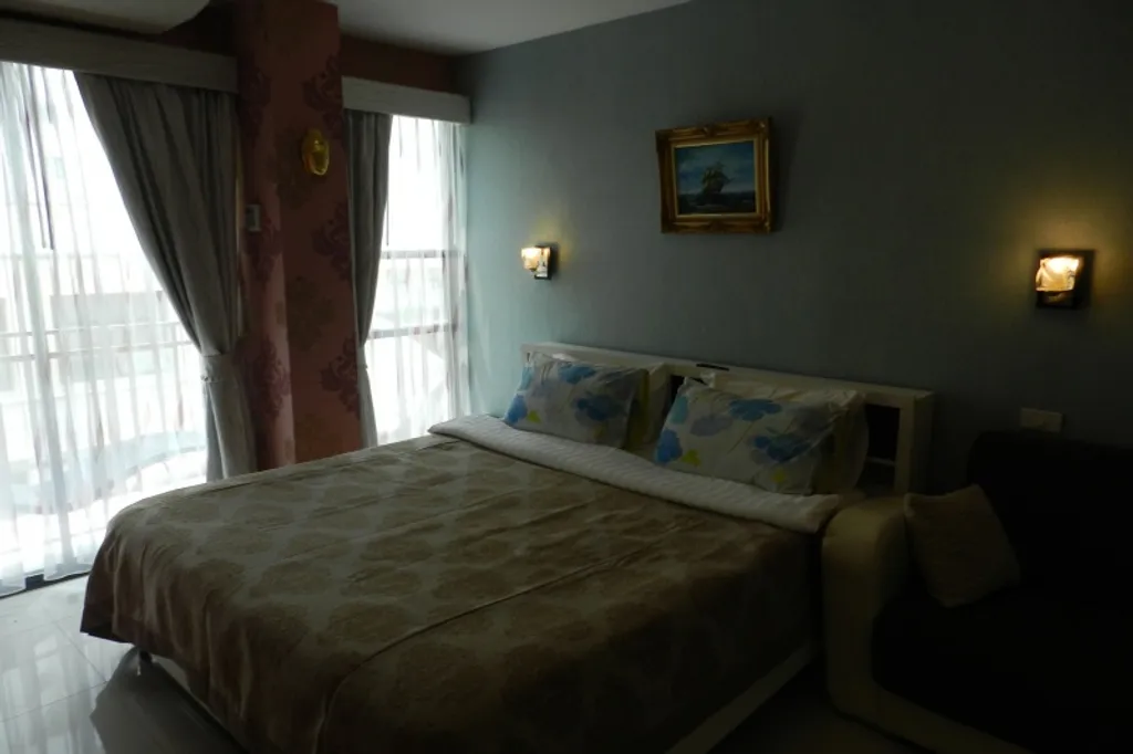 Апартамент с боковым видом на море