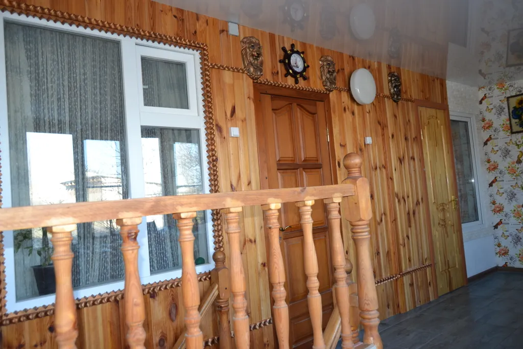 3хкомнатный дом в два этажа 80квм