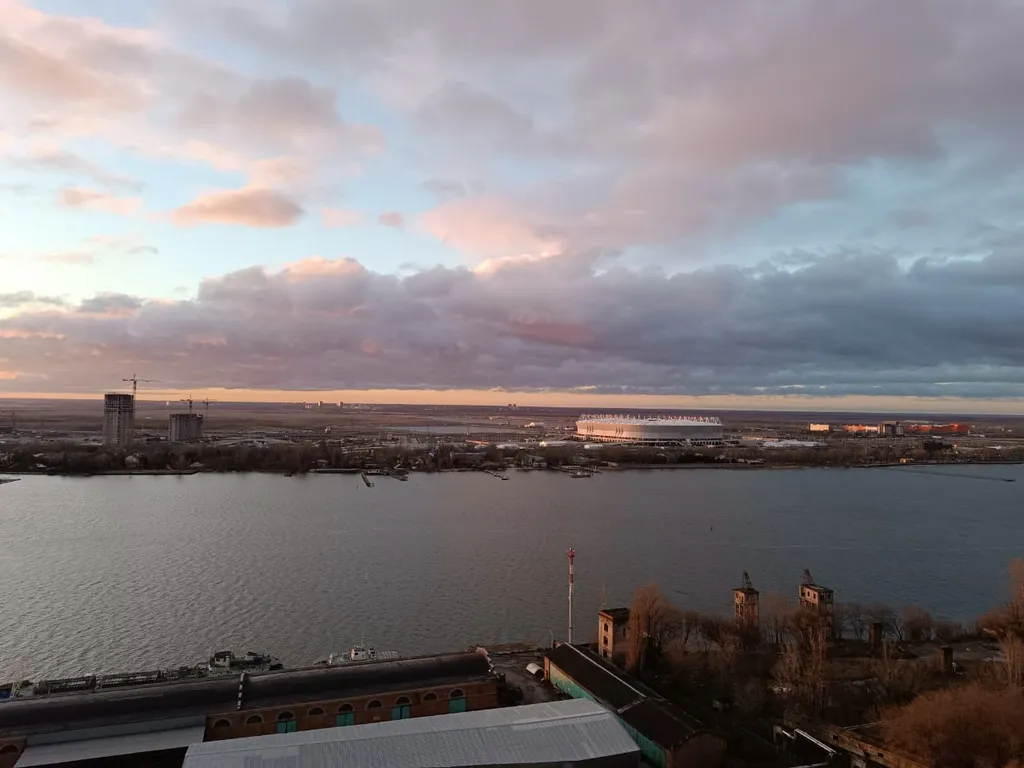 Евро2 лофт на Державинском с видом на восход солнца