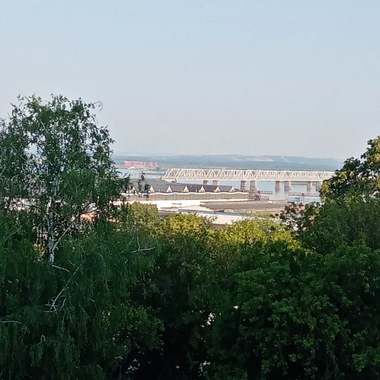 Стильная квартира с видом на Волгу и Романовский мост