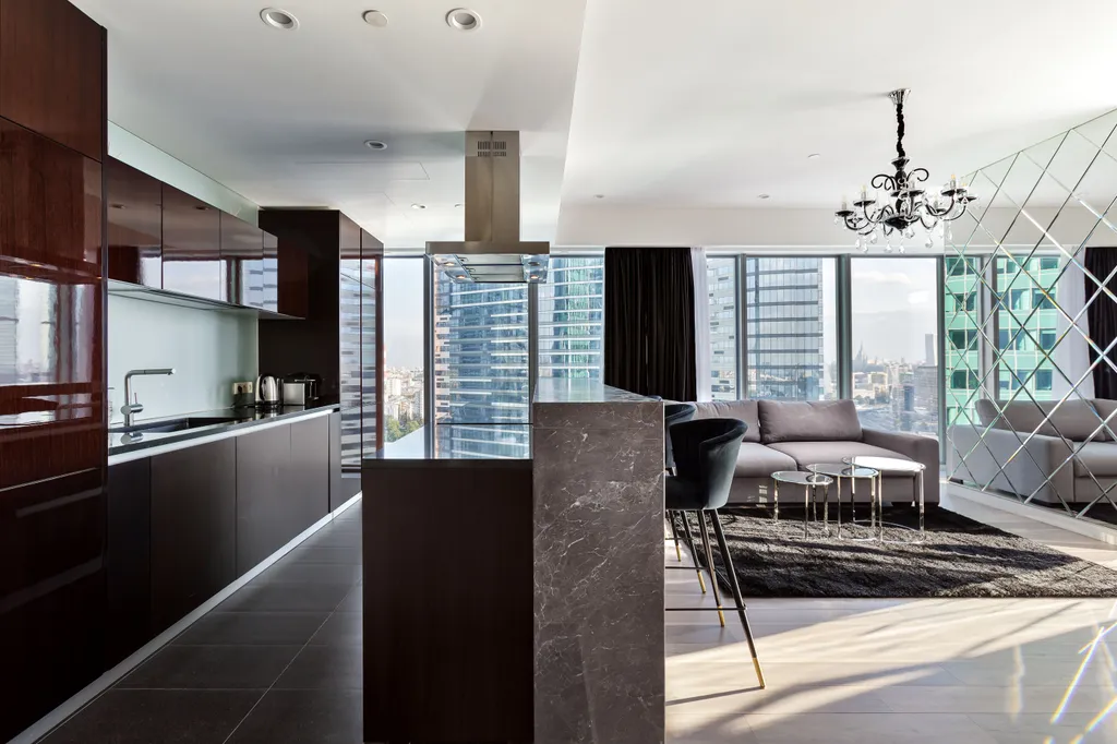 Дизайнерский угловой апартамент в башне Око Москва-сити