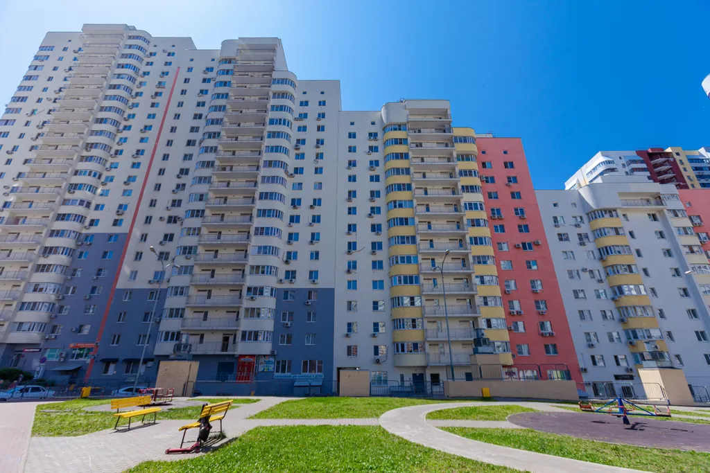 Уютная двухкомнатная квартира на Лукачева 10