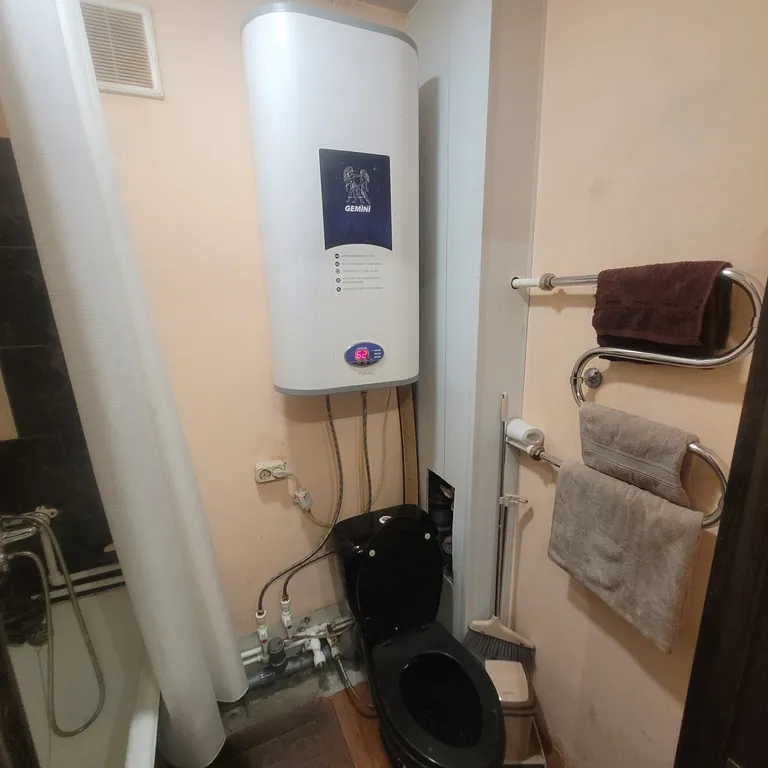 Бюджетная уютная комната-студия в центре с панорамным видом