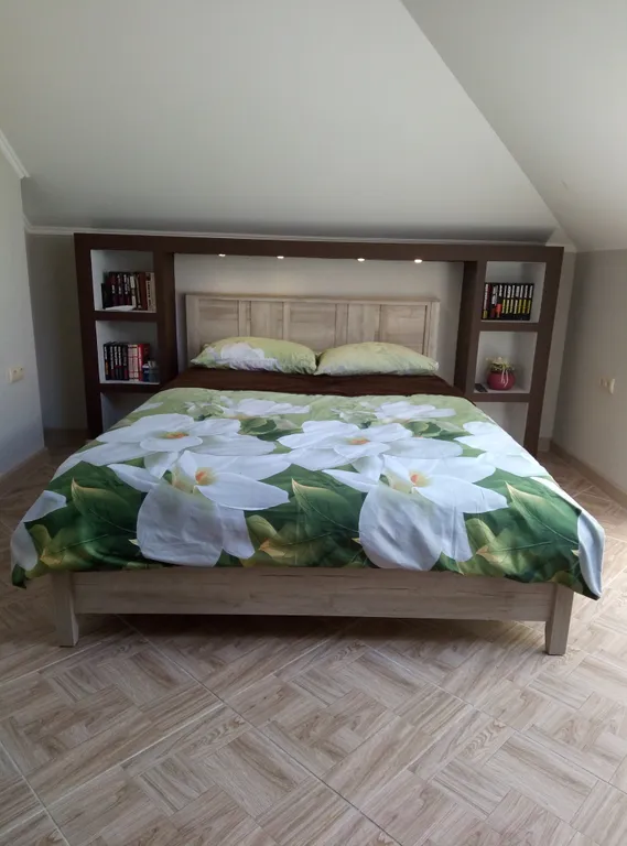 Квартира 2-комнатная Квартира — Геленджик