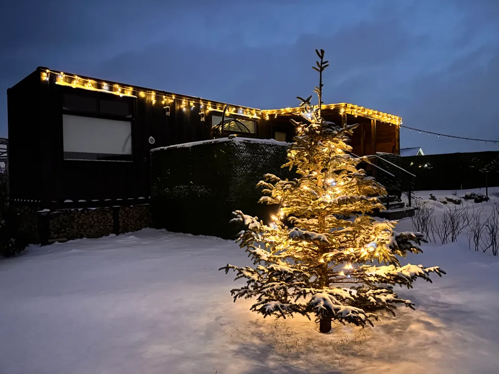 Коттедж Новый коттедж с панорамными окнами — Тайцы