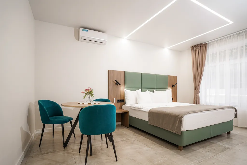 Просторный номер в гостевом доме напротив Парка