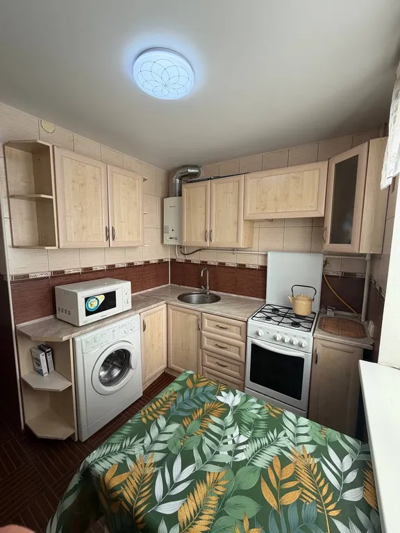 2-комнатная квартира рядом с клиникой и жд