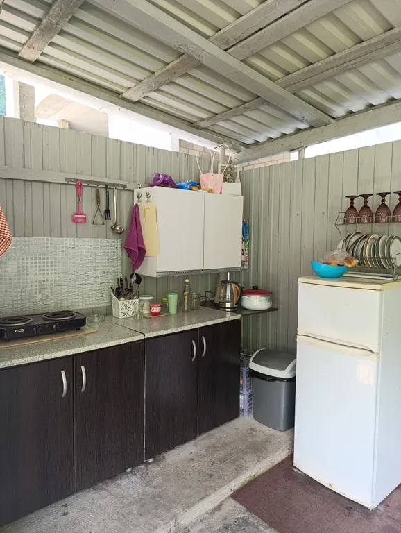 Уютная комната с видом на речку