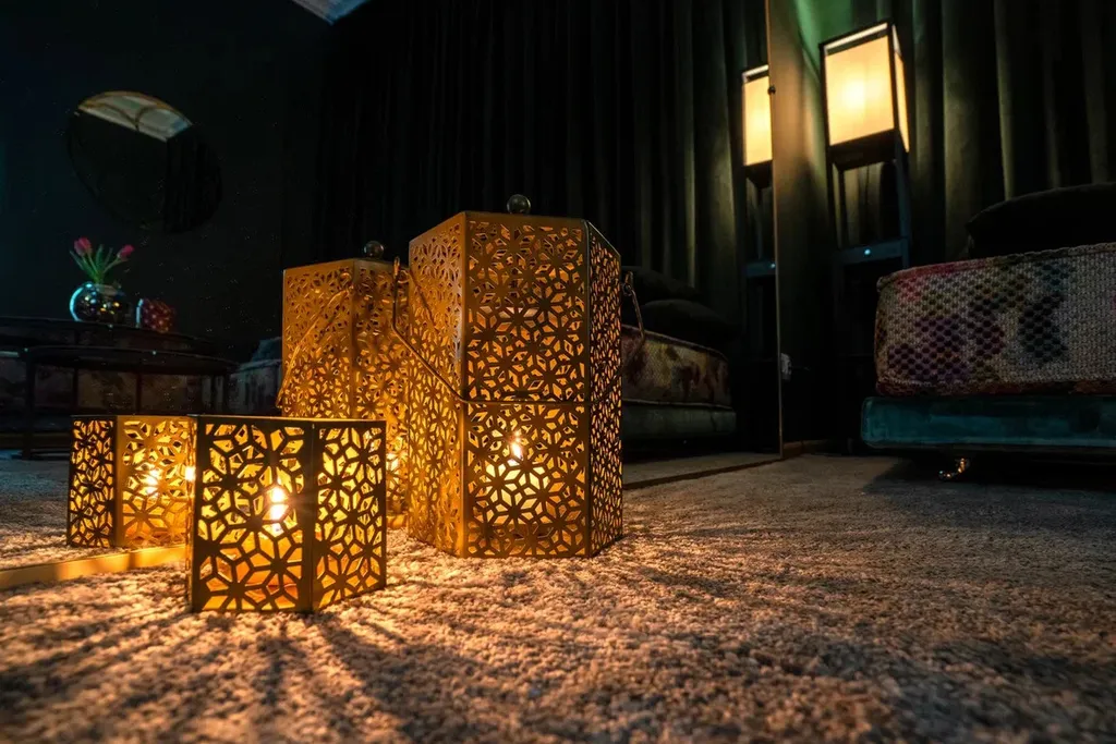 Квартира Квартира Emerald room -великолепный номер с зеркалами на стенах и на потолке — Санкт-Петербург