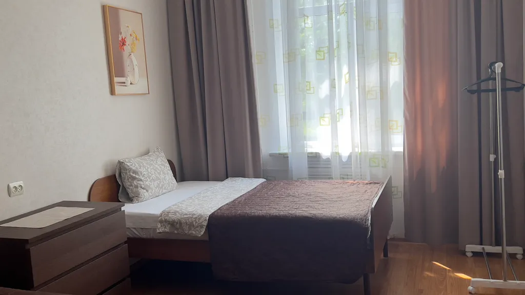 Просторная трехкомнатная в центре