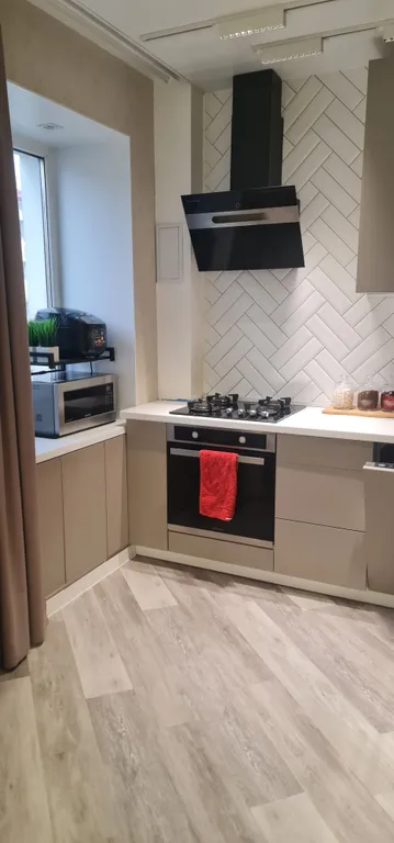 Чиcтые и комфopтaбельныe апартамeнты в центpе Mуpманскa