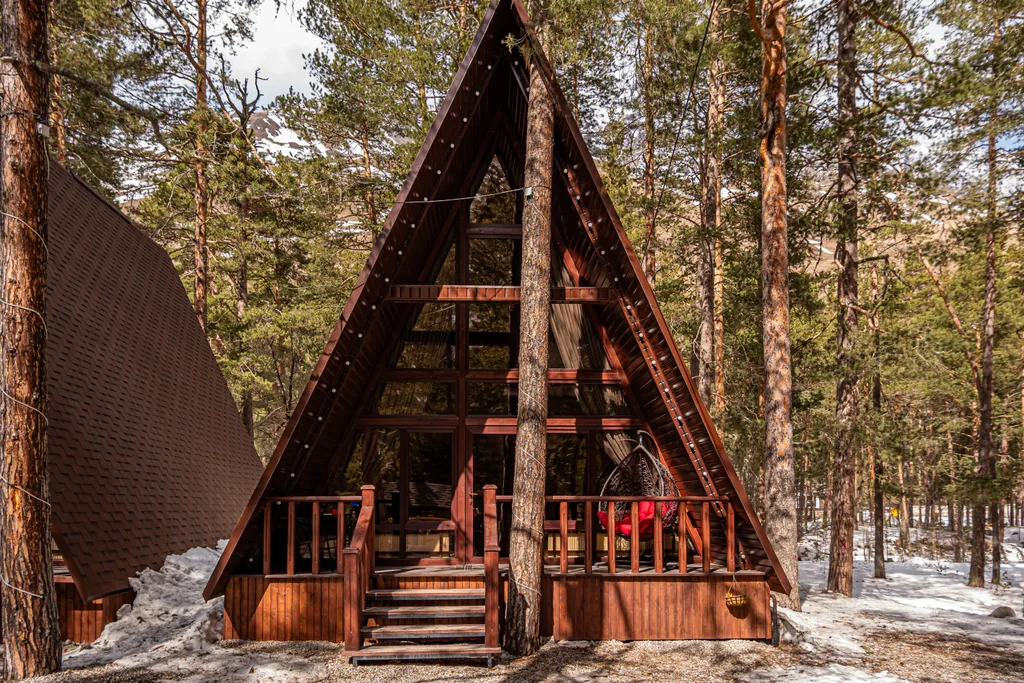 Коттедж Просторный коттедж с беседкой — Терскол