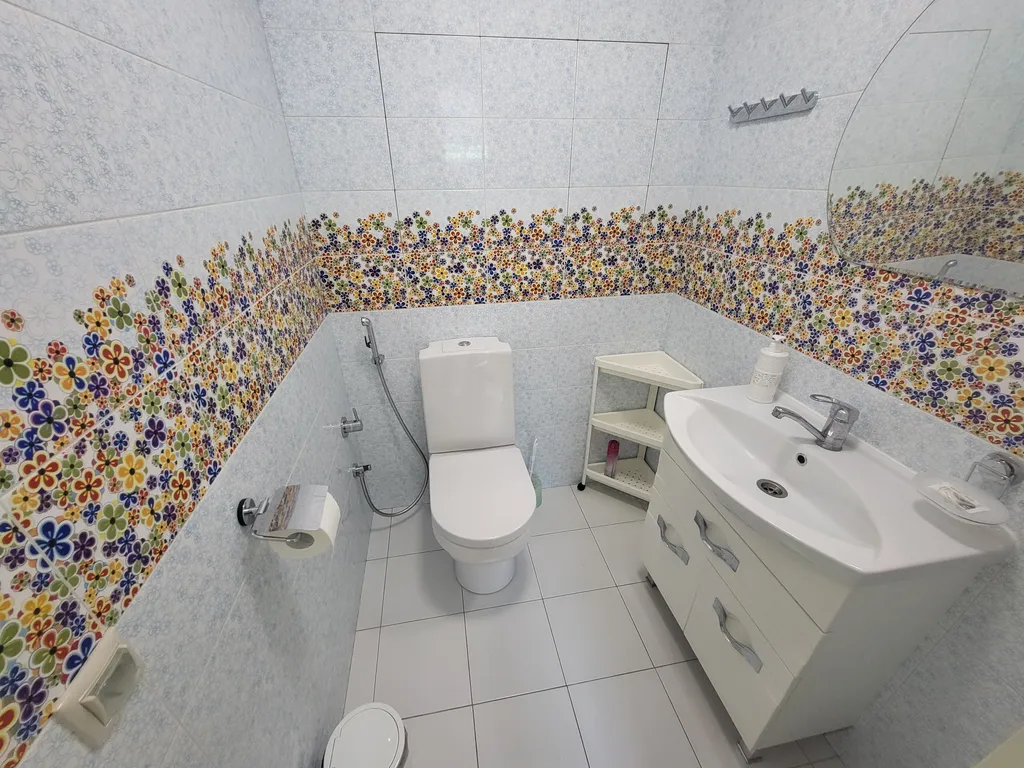 Дом с бассейном и сауной