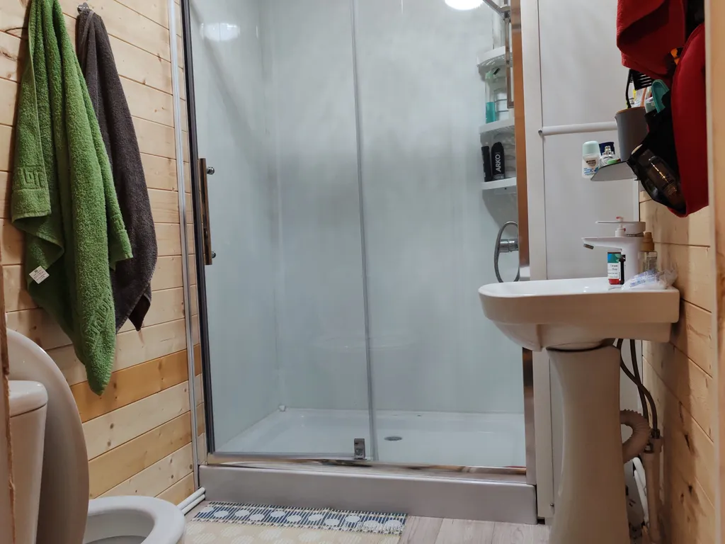 Домик у моря для путешественников с собаками