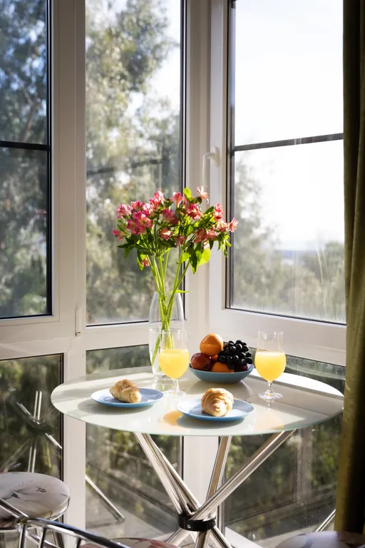 Квартира Квартира Уютная студия с видом на морской порт в ЖК Сорренто Парк — Сириус