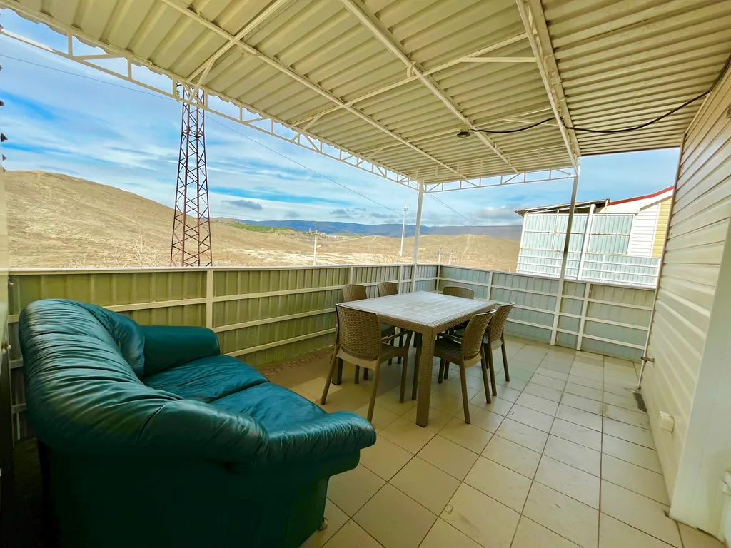 Таунхаус на берегу моря Катран