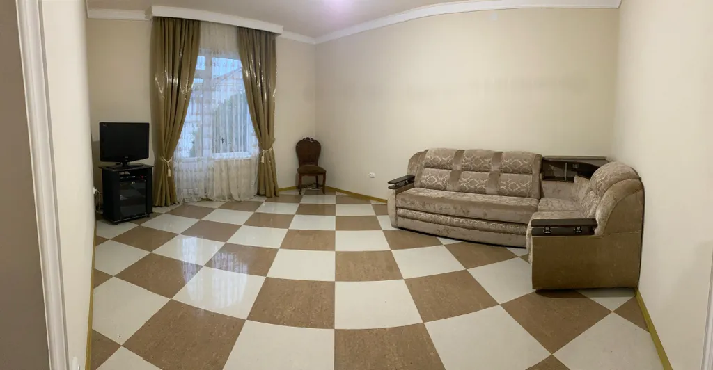 Шикарный коттедж в центре