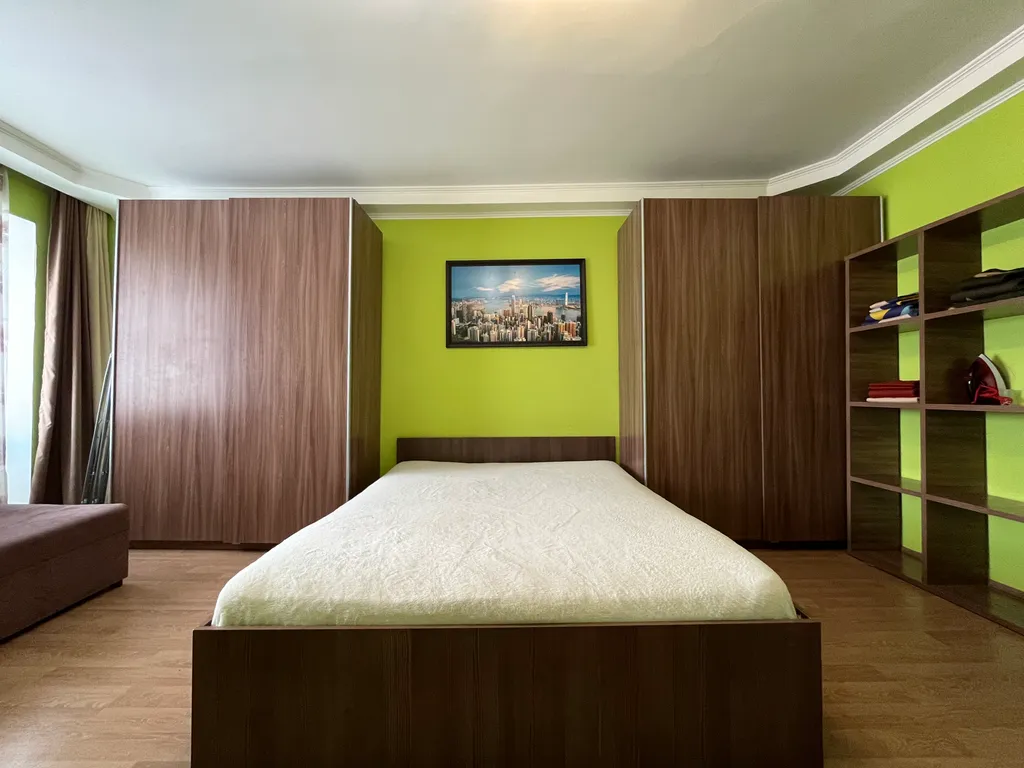 Уютная однокомнатная квартира с тремя раздельными спальными местами