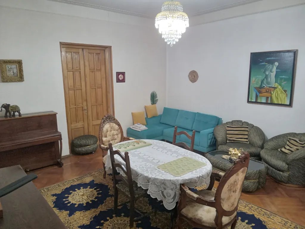 Большой семейный номер со своим санузлом и смежным номером