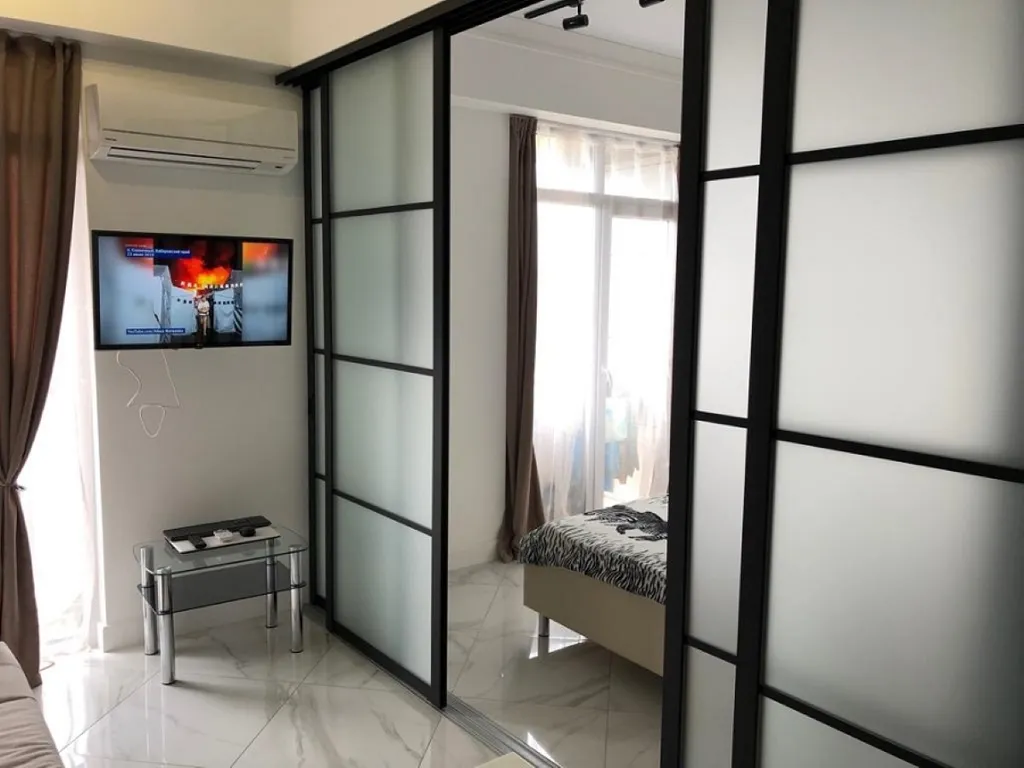 Квартира Квартира в центре в 100 метрах до моря с видом на море — Адлер