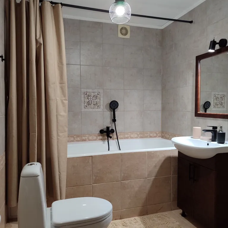 Квартира в центре с 4 раздельными местами