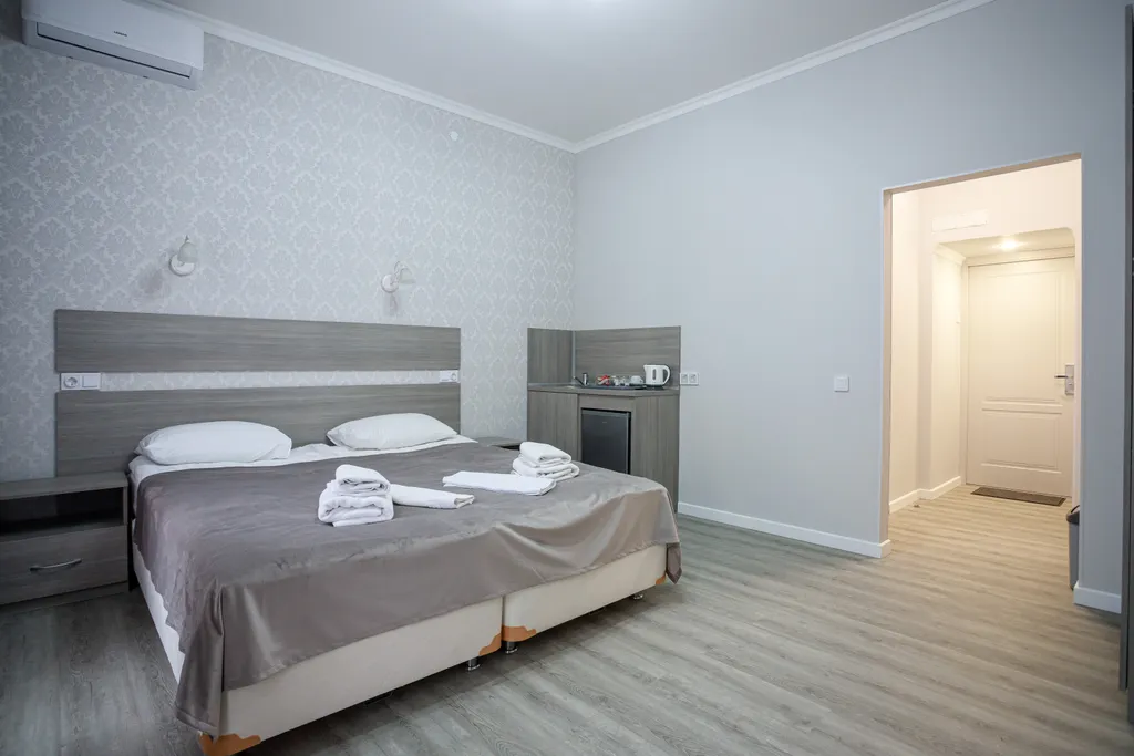 Квартира Комната с кухонной зоной 14м2 в 4-к., 3/5. Центр — Санкт-Петербург