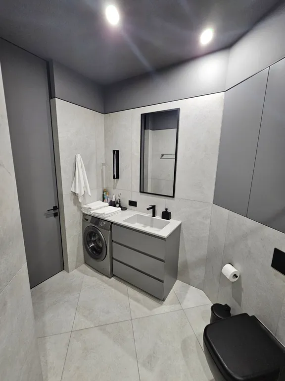 Дизайнерская квартира в элитном комплексе Изумрудный Город