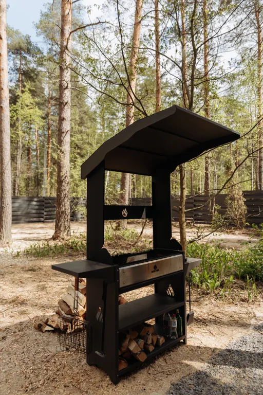 Барнхаус в стиле бохо в сосновом лесу