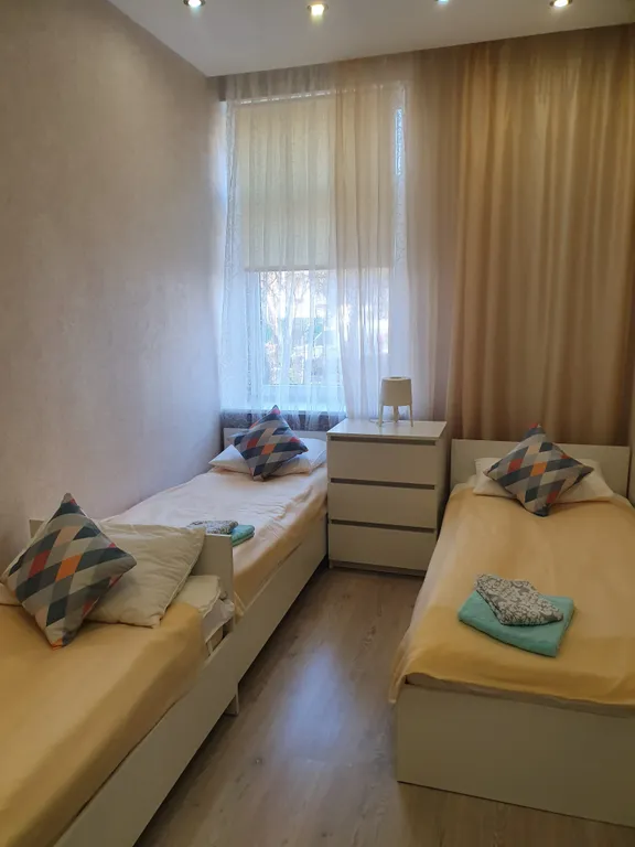 Двухуровневая 5-комнатная квартира в центре Амалиенау с зоной барбекю