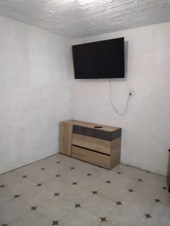 Жилой дом с террасой   видом  на море; гору Кошка  , рядом Кипарисовая