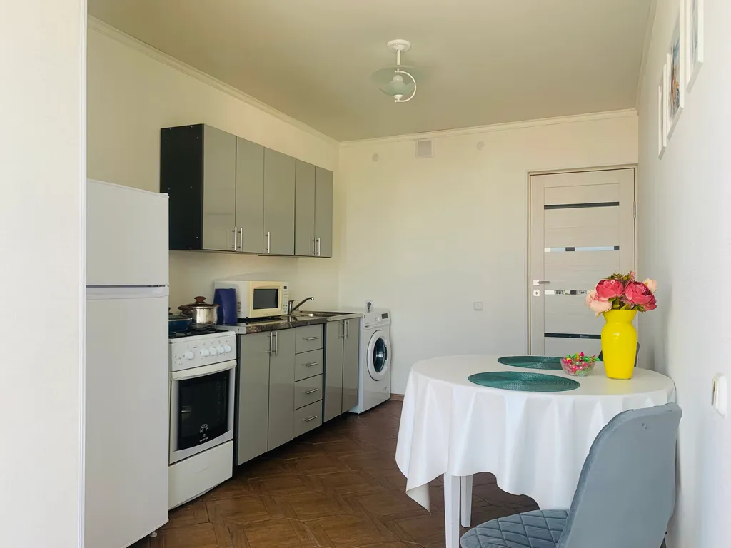 Квартира с гамаком и камином