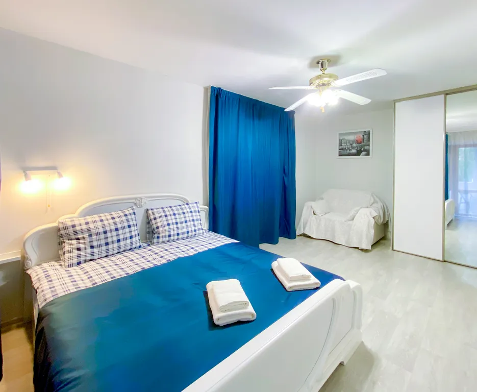 Квартира 1-комнатные апартаменты УНИК АПАРТ на 50 лет Октября у Площади Советов — аренда посуточно в Кемерово