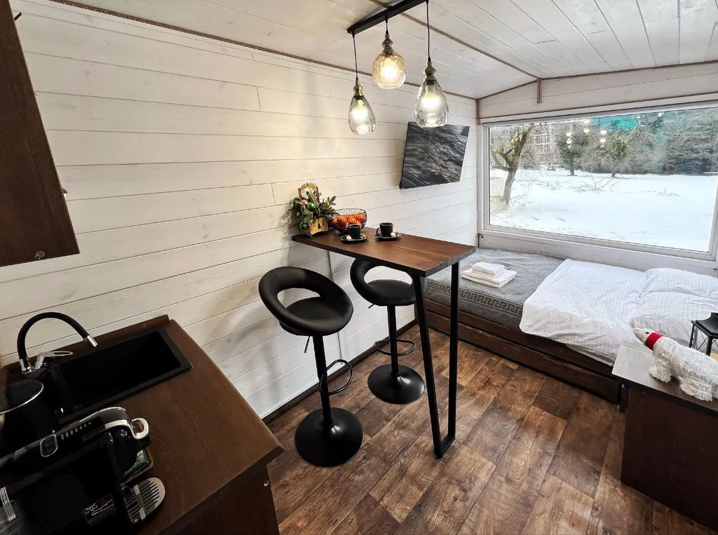 Коттедж Дом-глэмпинг с видом на горы — Эсто-Садок