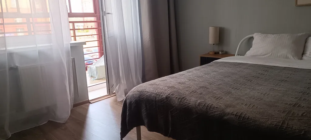 Евротрешка Pink с видом на воду и выходом на пляж