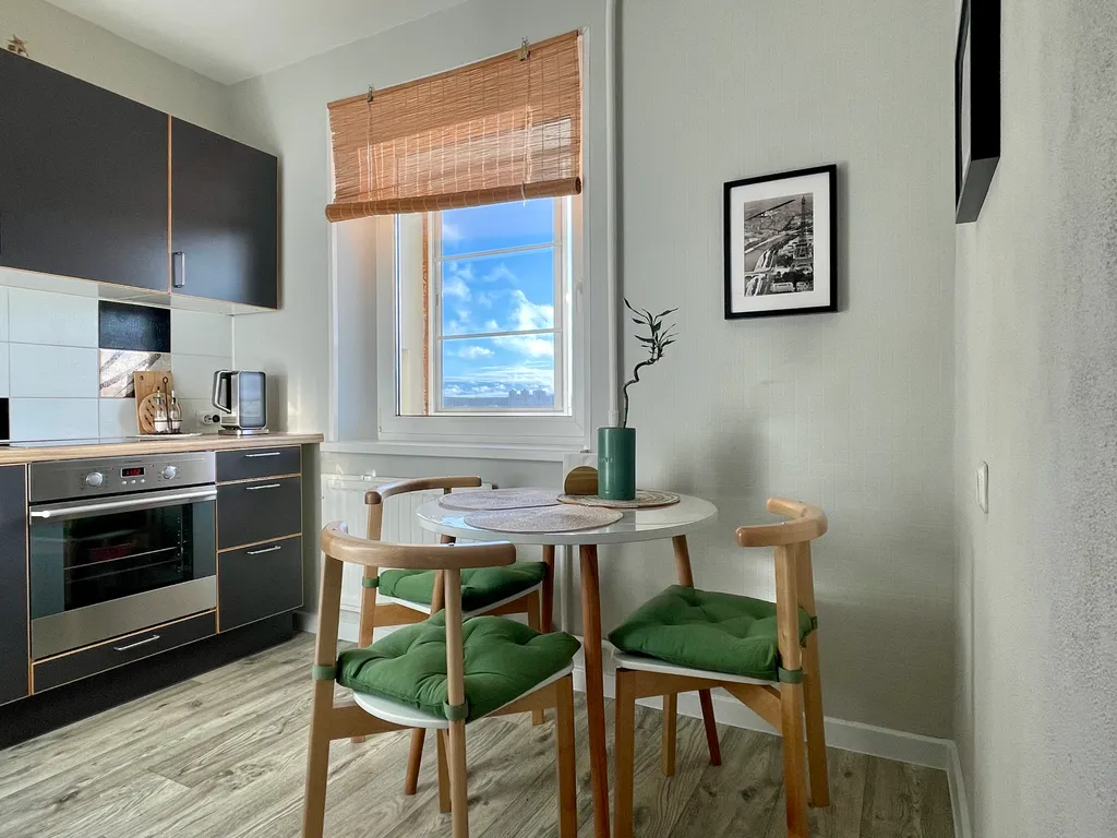 Солнечная квартира на Древлянке — аренда посуточно в Петрозаводск