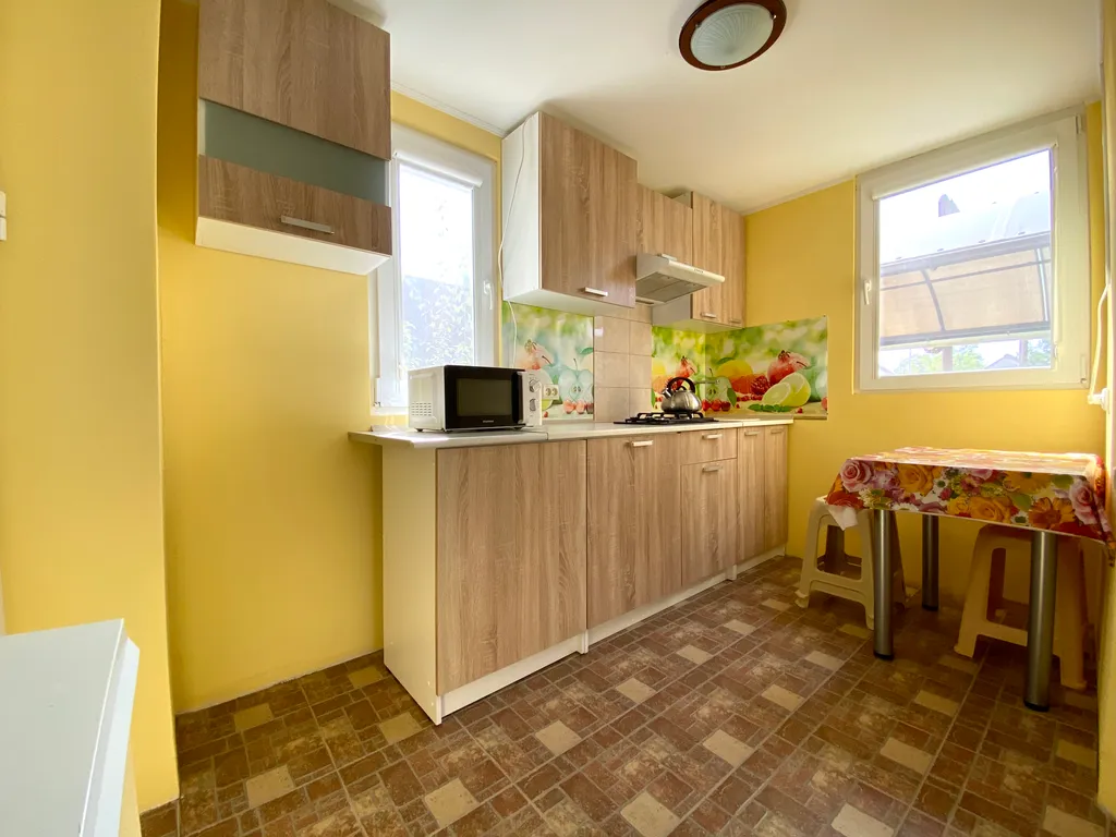 Семейный трехместный комфорт со своей кухней в загородном  доме