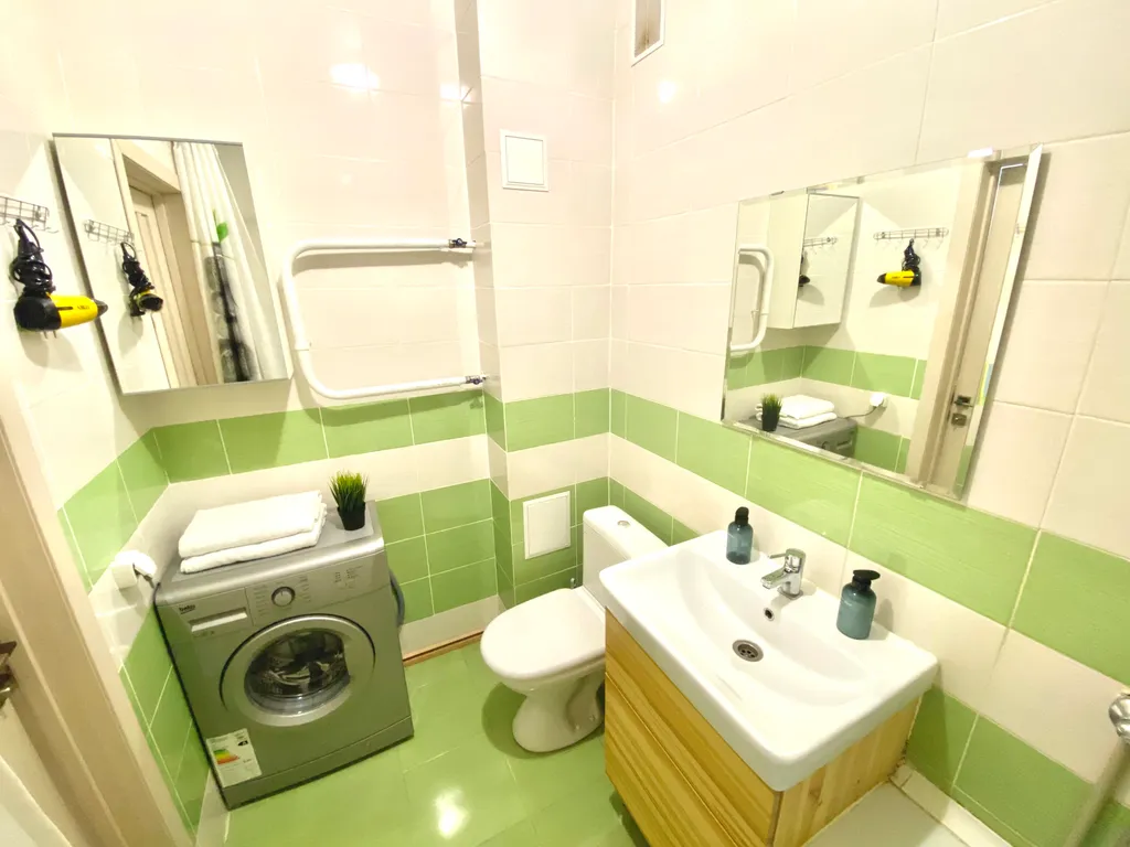 Студия у Астора