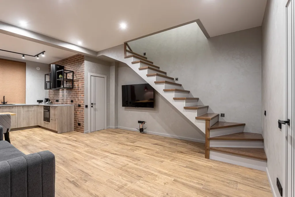 На первой линии от моря сдам полдома