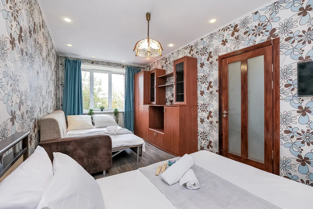 Современная квартира возле МНТК имени Федорова