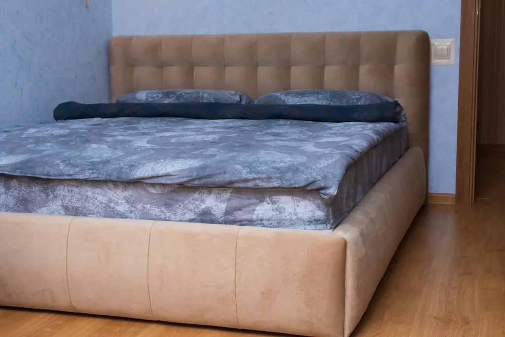 Двухуровневая трёхкомнатная квартира возле моря