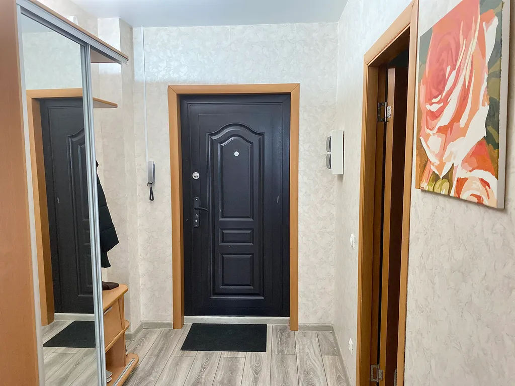 Квартира у гипермаркета Семья