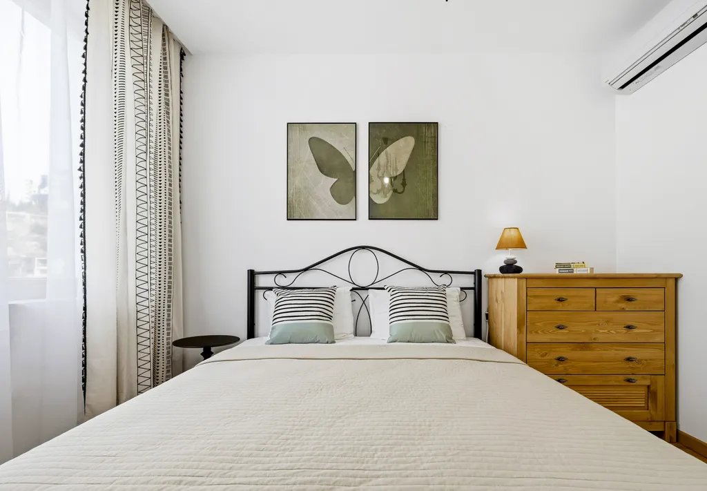 Современная квартира с видом на море  № 191