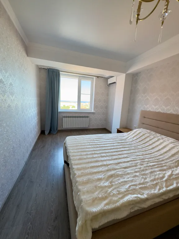 Квартира с видом на крепость, море и горы