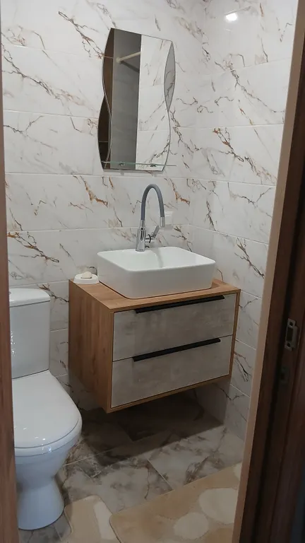 Отдельный 2-хкомнатный дом